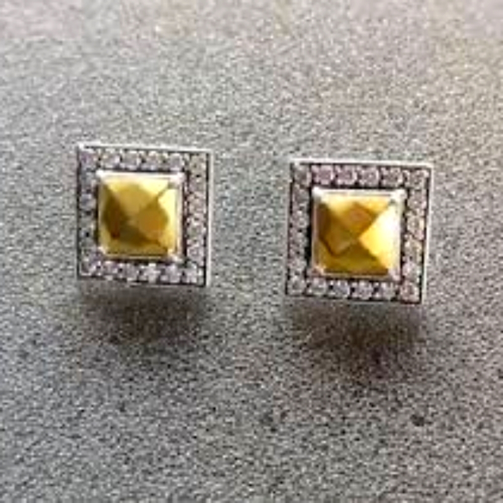 Vintqge P3126 Silpada GILDED CAGE post earrings, brass, and cut crystals